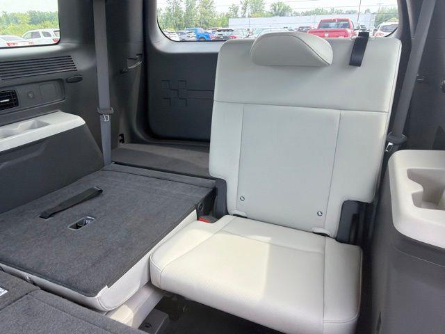 2026 Hyundai Santa Fe - $32,423