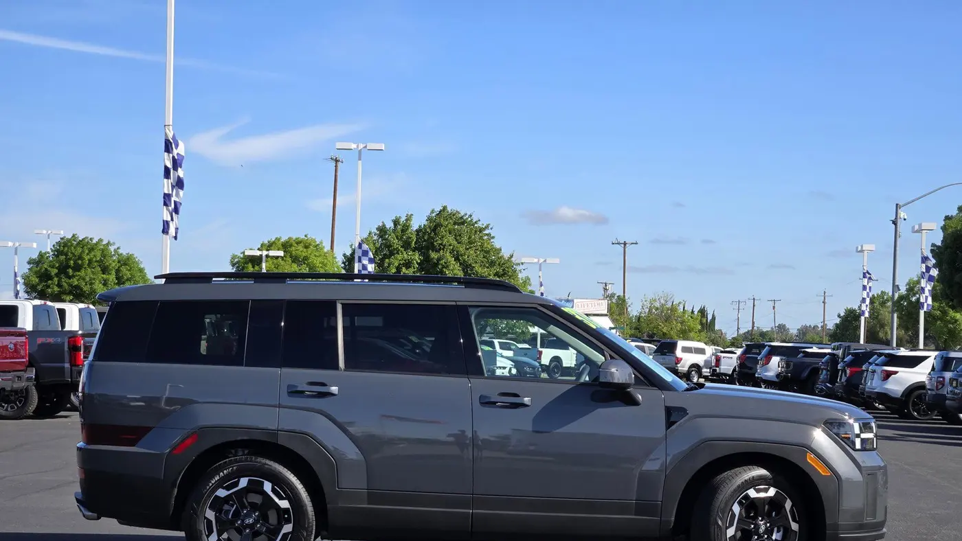 2025 Hyundai SANTA FE SEL