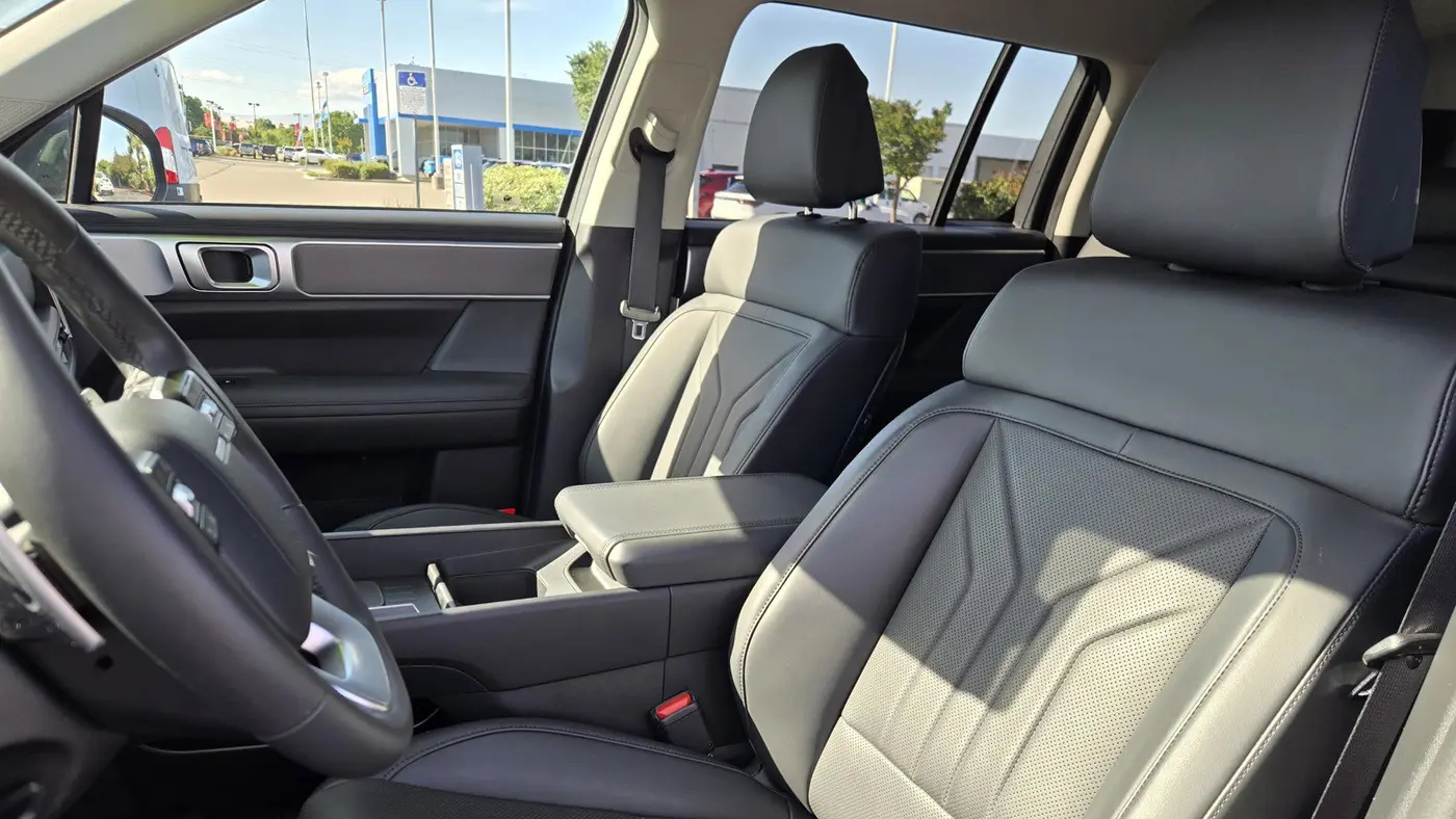 2025 Hyundai SANTA FE SEL