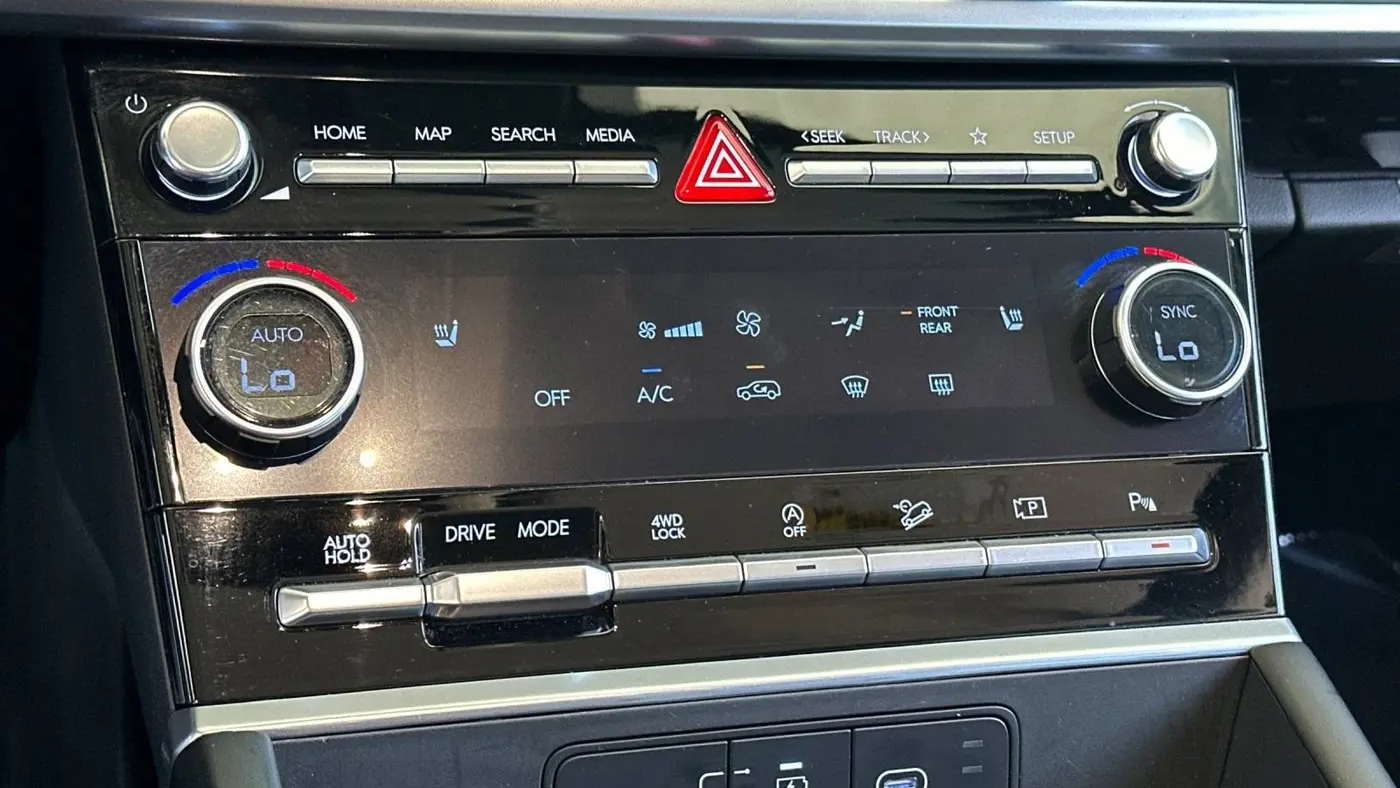 2025 Hyundai SANTA FE SEL
