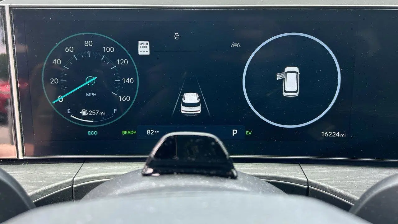 2024 Hyundai SANTA FE Hybrid Limited