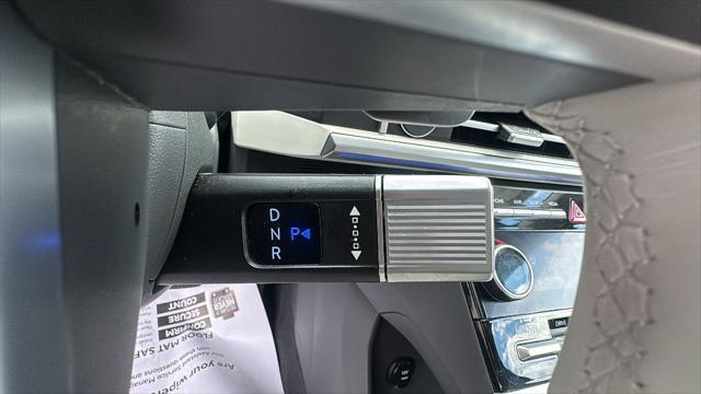 2025 Hyundai SANTA FE Hybrid Limited