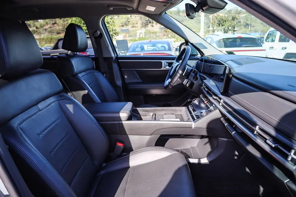 2025 Hyundai Santa Fe - $38,995