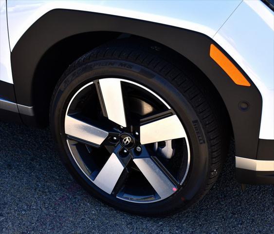 2025 Hyundai Santa Fe - $36,122