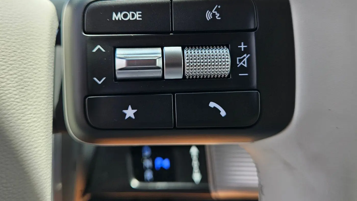 2025 Hyundai SANTA FE Hybrid Limited