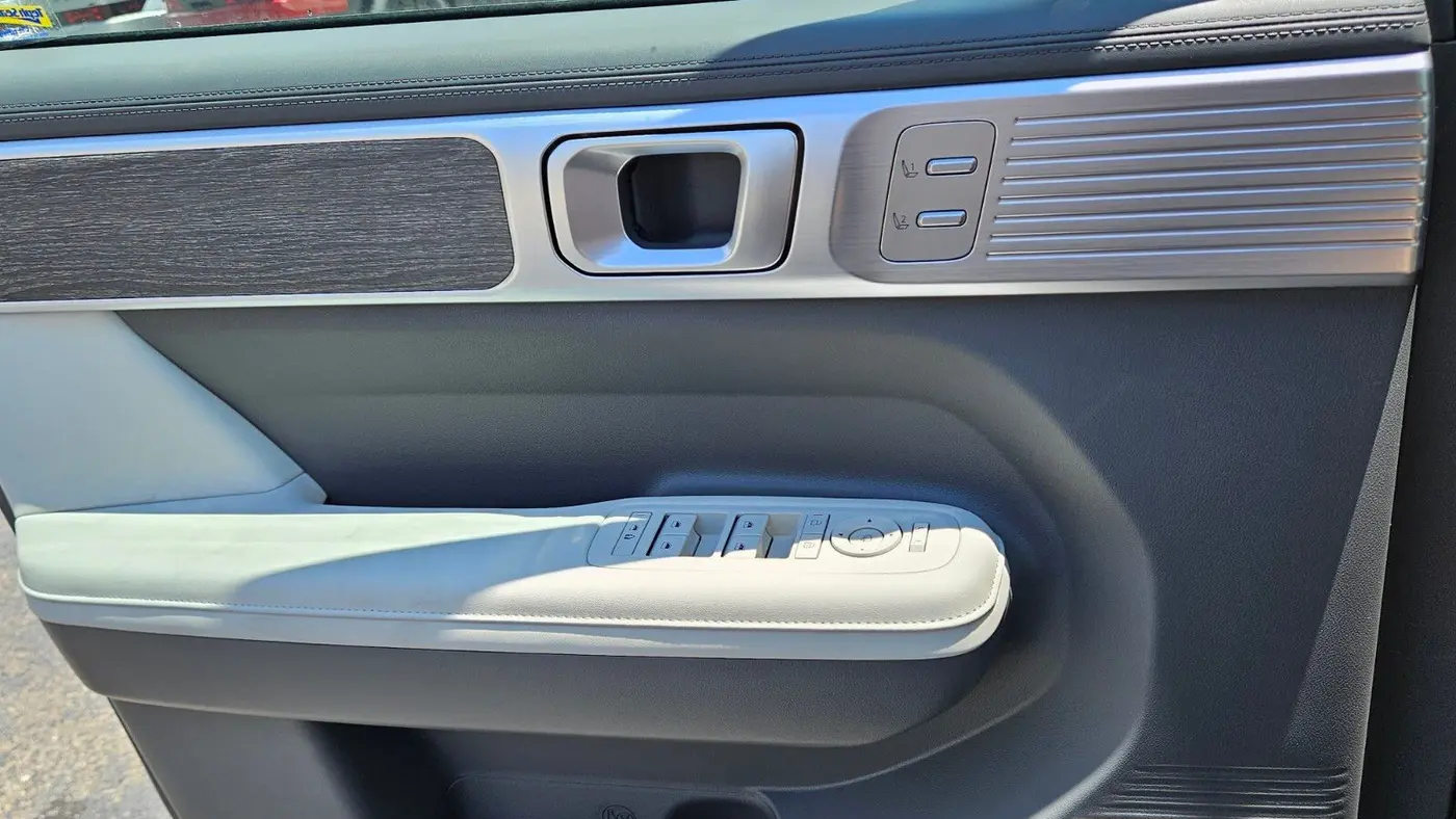 2025 Hyundai SANTA FE Hybrid Limited