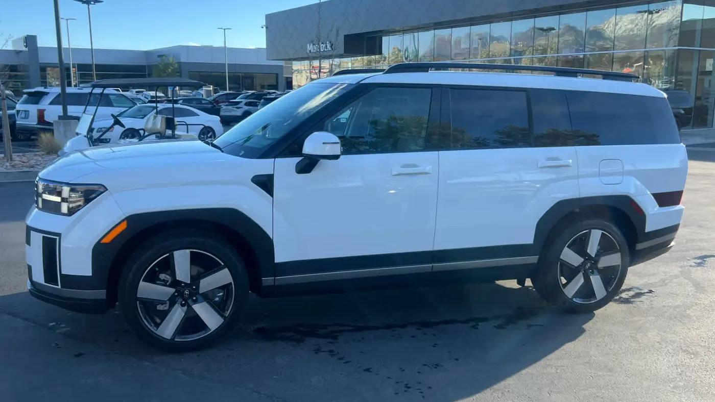 Preowned 2026 Hyundai SANTA FE Hybrid Limited for Sale