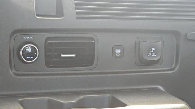 2025 Hyundai SANTA FE Hybrid Limited