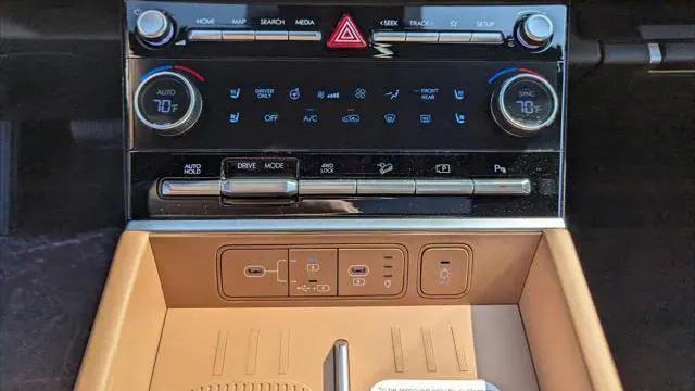 2025 Hyundai SANTA FE Hybrid Limited