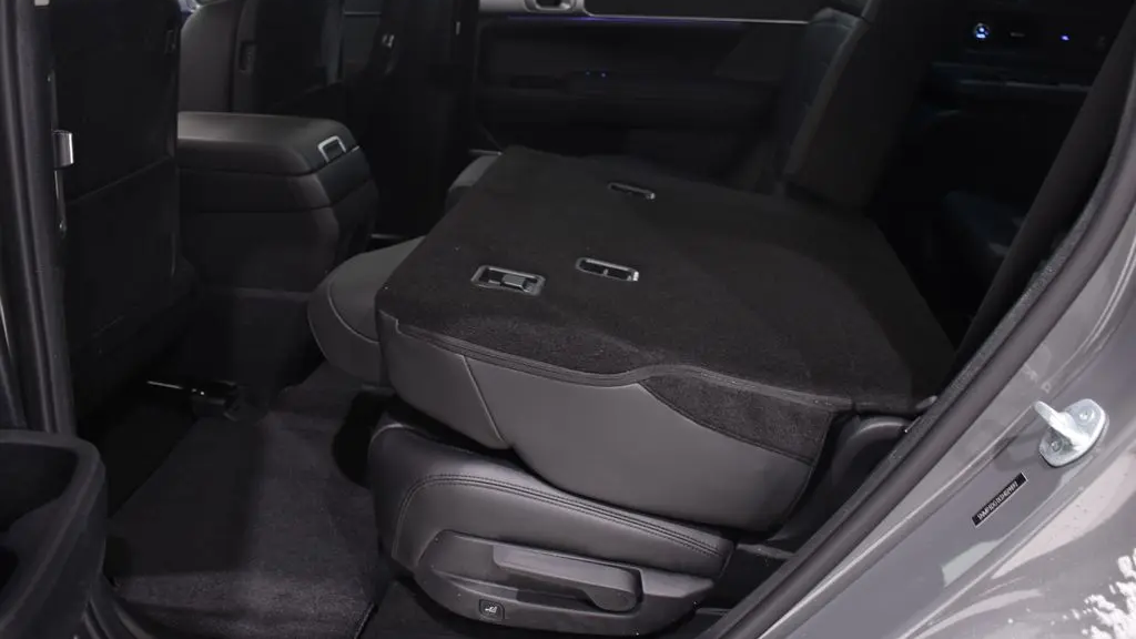 2025 Hyundai SANTA FE Hybrid Limited