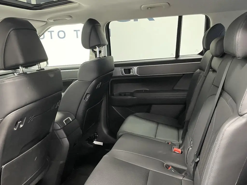 2025 Hyundai Santa Fe - $43,234