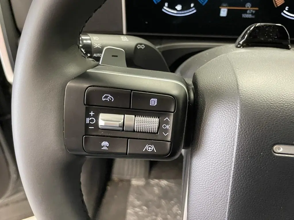2025 Hyundai Santa Fe - $43,234