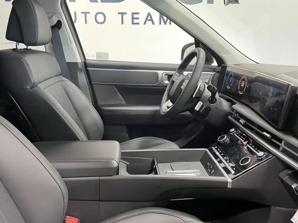 2025 Hyundai Santa Fe - $43,234