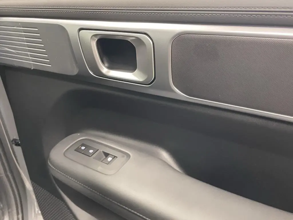2025 Hyundai Santa Fe - $43,234