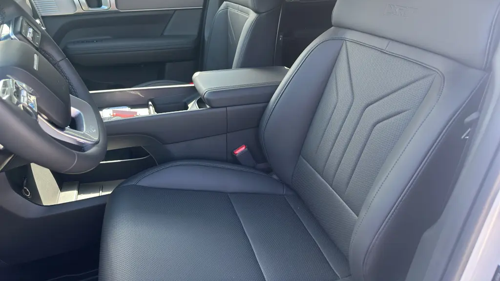 2026 Hyundai SANTA FE XRT