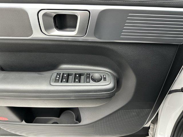 2025 Hyundai Santa Fe - $34,556