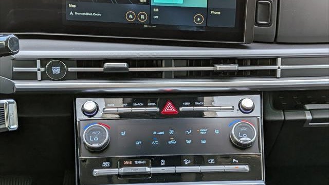 2026 Hyundai SANTA FE XRT