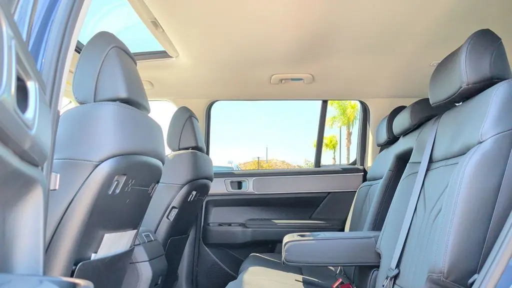 2026 Hyundai SANTA FE XRT