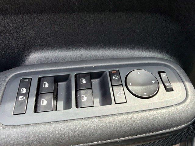 2025 Hyundai Santa Fe - $29,994
