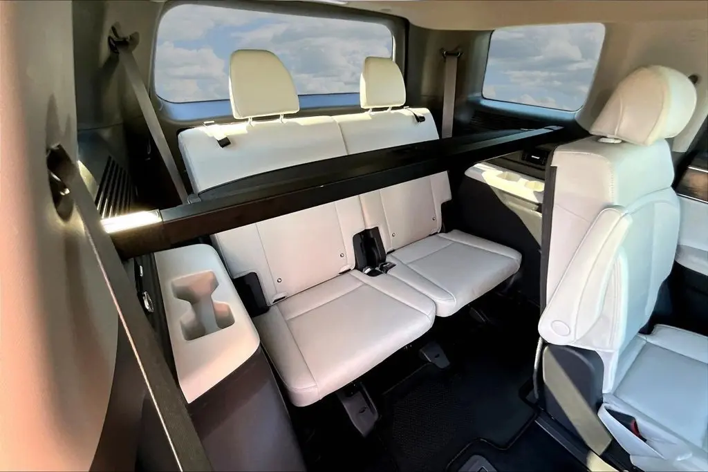 2026 Hyundai Santa Fe - $39,498