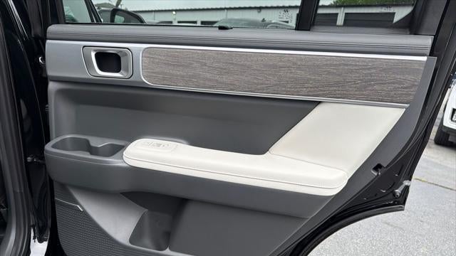 2025 Hyundai SANTA FE Limited