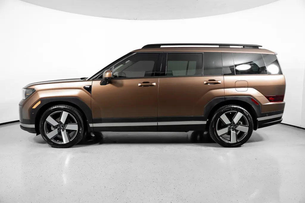 2024 Hyundai Santa Fe - $28,500