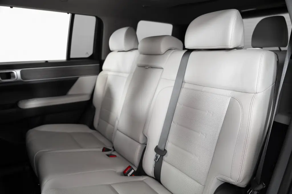 2024 Hyundai Santa Fe - $28,500
