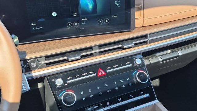 2025 Hyundai SANTA FE Limited