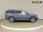 2025 Santa FE Thumbnail 4