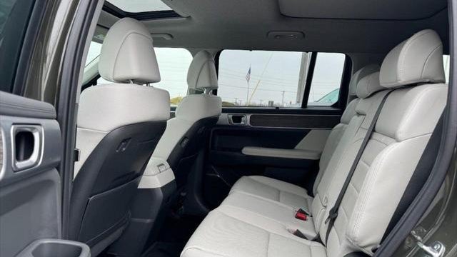 2025 Hyundai SANTA FE Limited