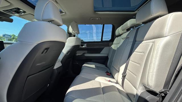 2024 Hyundai Santa Fe - $36,700