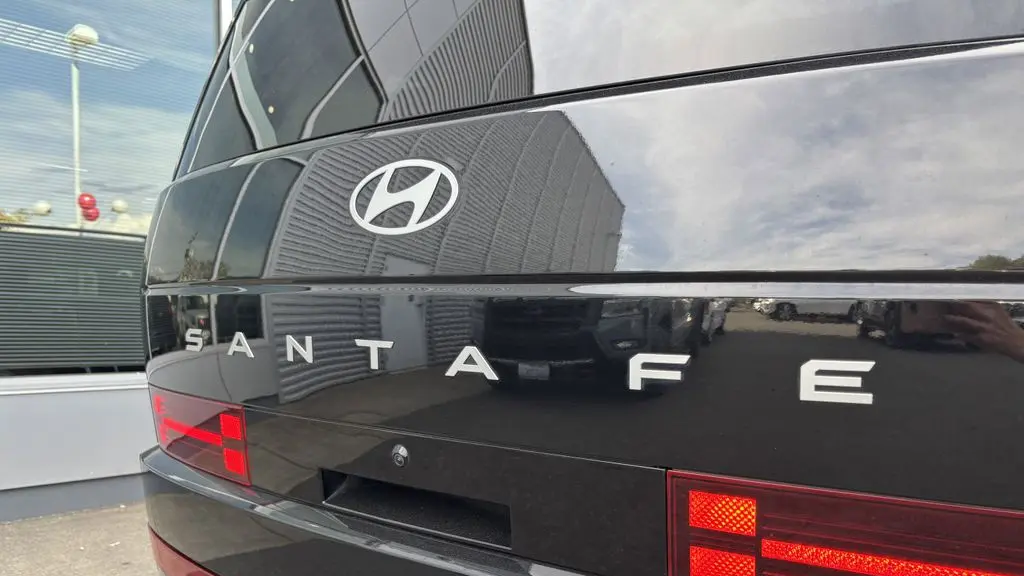 2025 Hyundai SANTA FE Limited