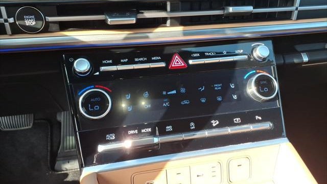 2025 Hyundai SANTA FE Limited