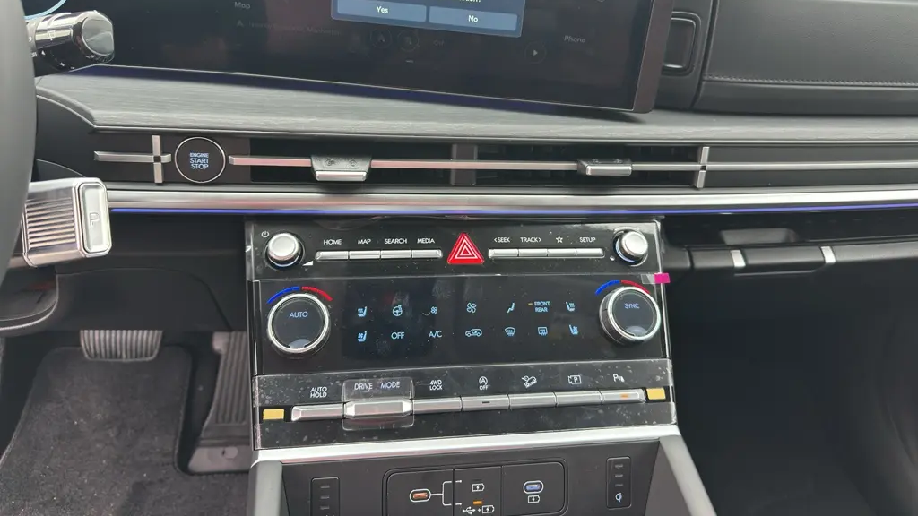 2026 Hyundai SANTA FE Limited