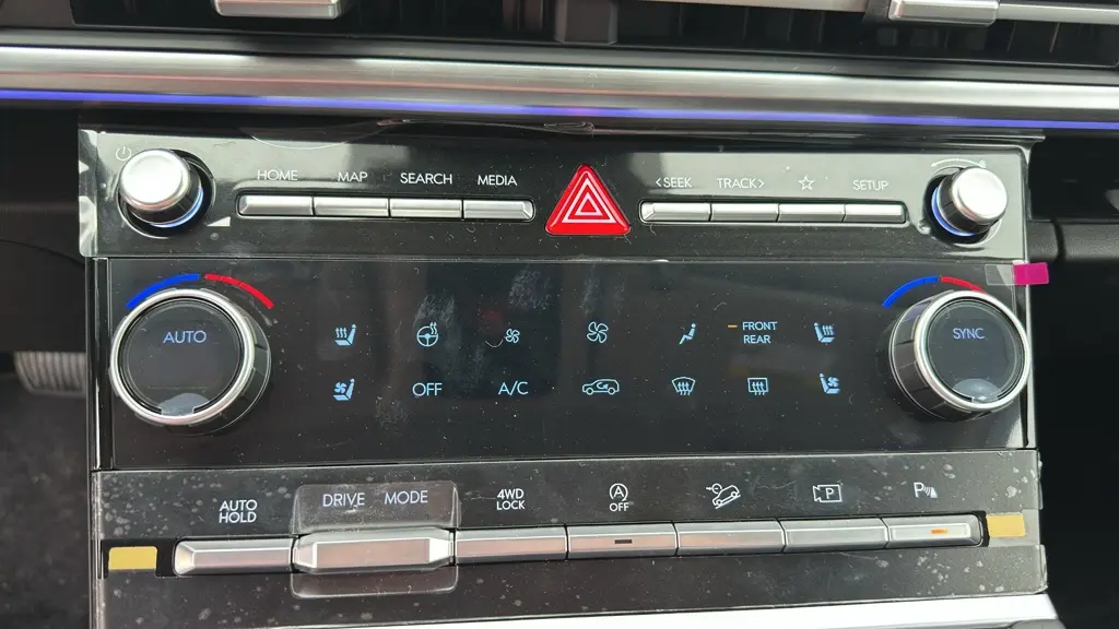 2026 Hyundai SANTA FE Limited