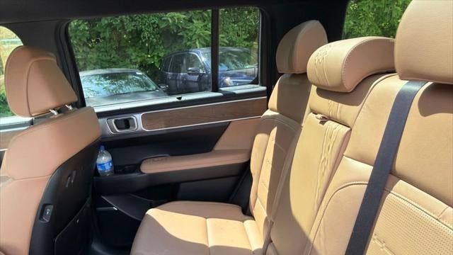 2025 Hyundai SANTA FE Limited