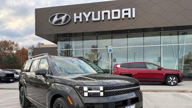 Preowned 2025 Hyundai SANTA FE Hybrid Calligraphy for Sale
