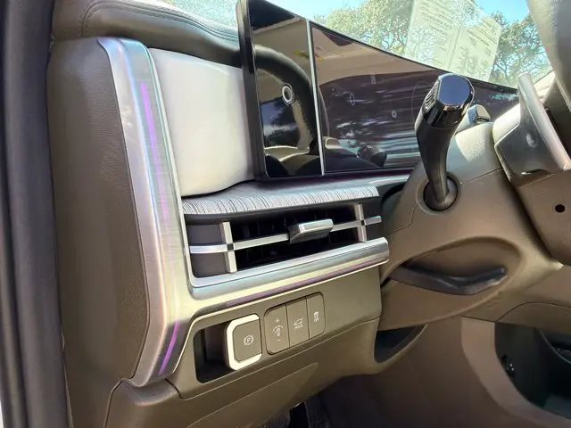 2025 Hyundai Santa Fe - $37,221