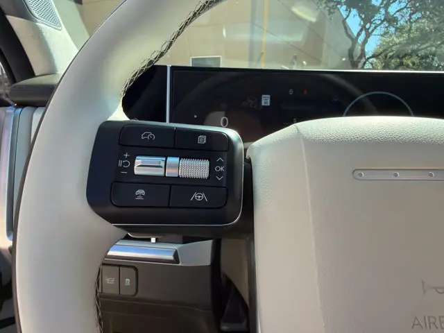 2025 Hyundai Santa Fe - $37,221