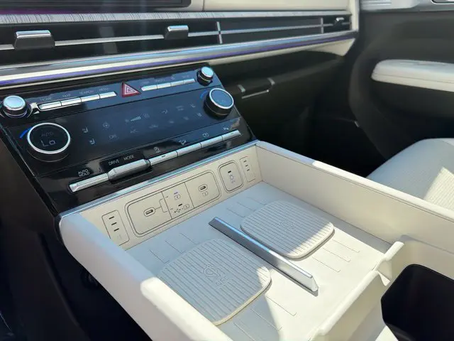 2025 Hyundai Santa Fe - $37,221