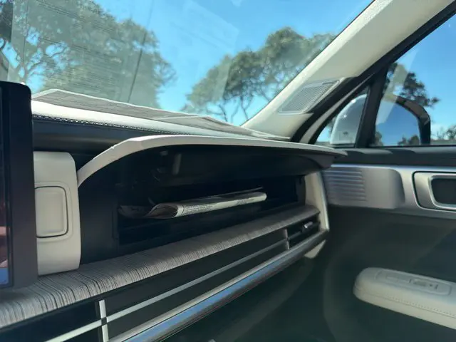 2025 Hyundai Santa Fe - $37,221