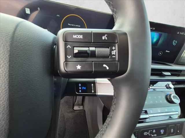 2025 Hyundai Santa Fe - $39,000