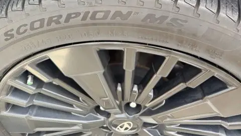 2025 Hyundai SANTA FE Hybrid Calligraphy
