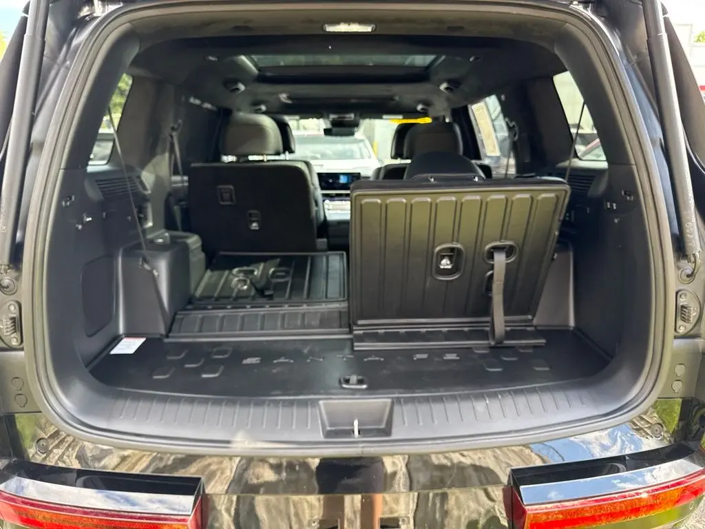 2025 Hyundai Santa Fe - $37,586