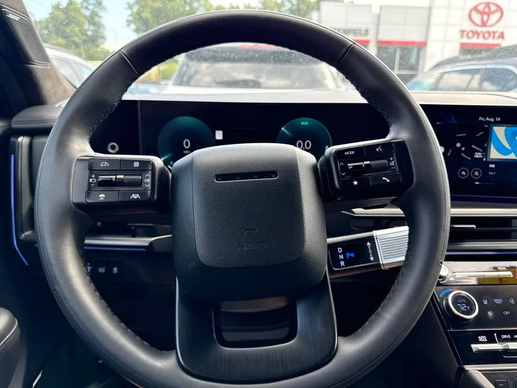 2025 Hyundai Santa Fe - $37,586