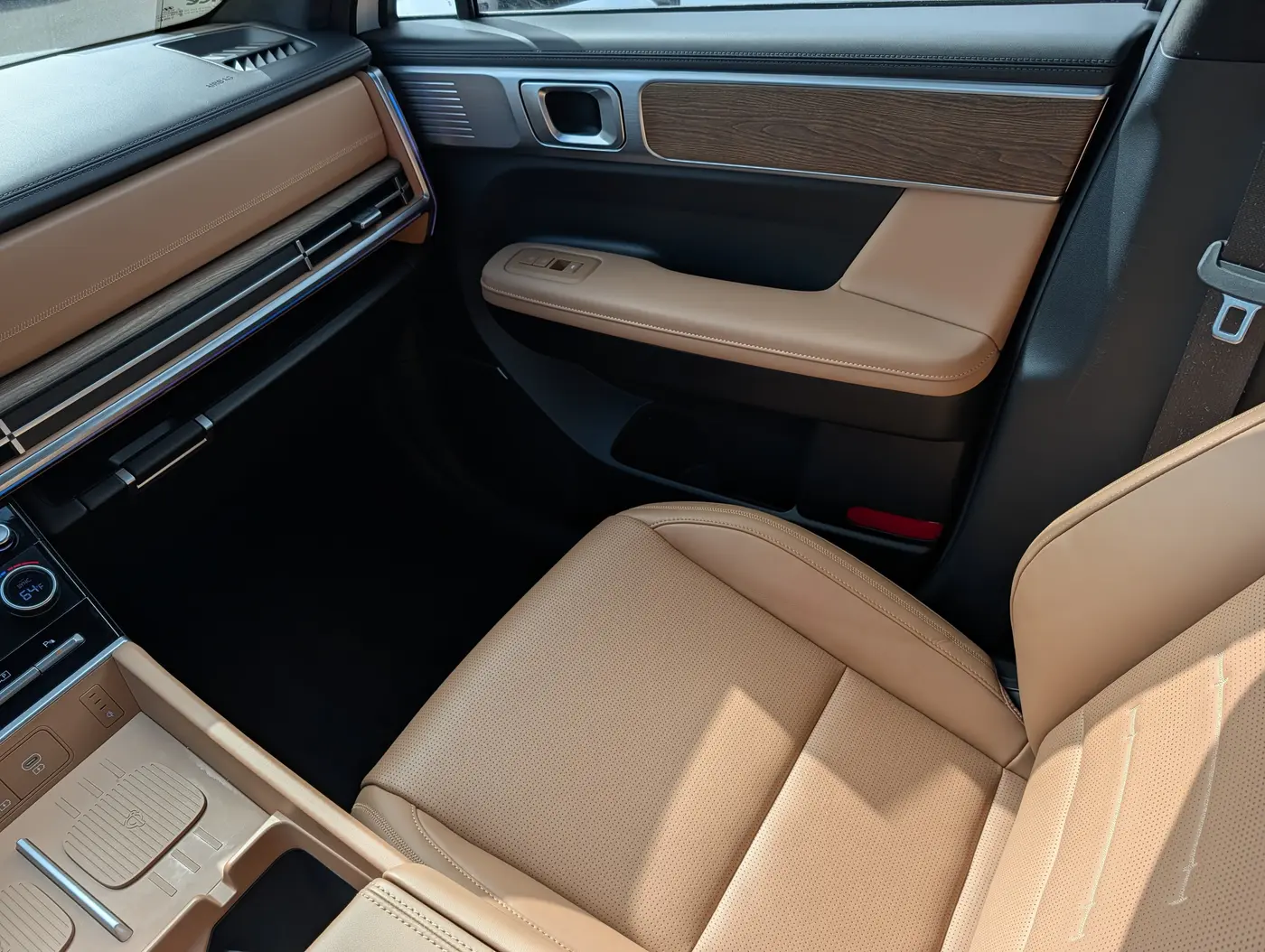 2026 Hyundai Santa Fe - $46,350