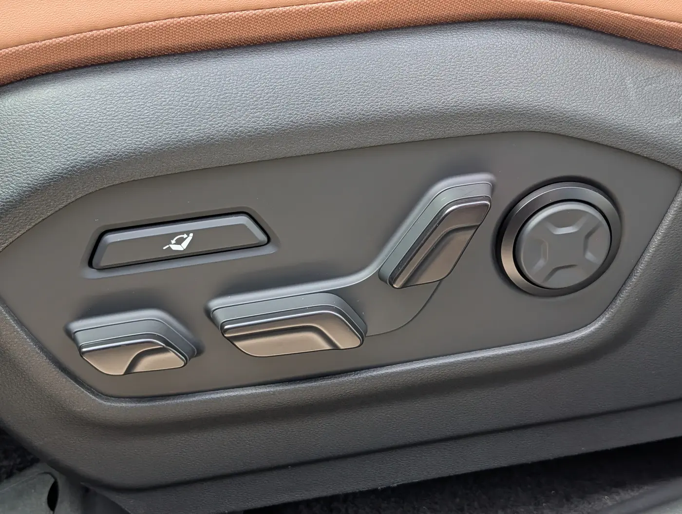 2026 Hyundai Santa Fe - $46,350