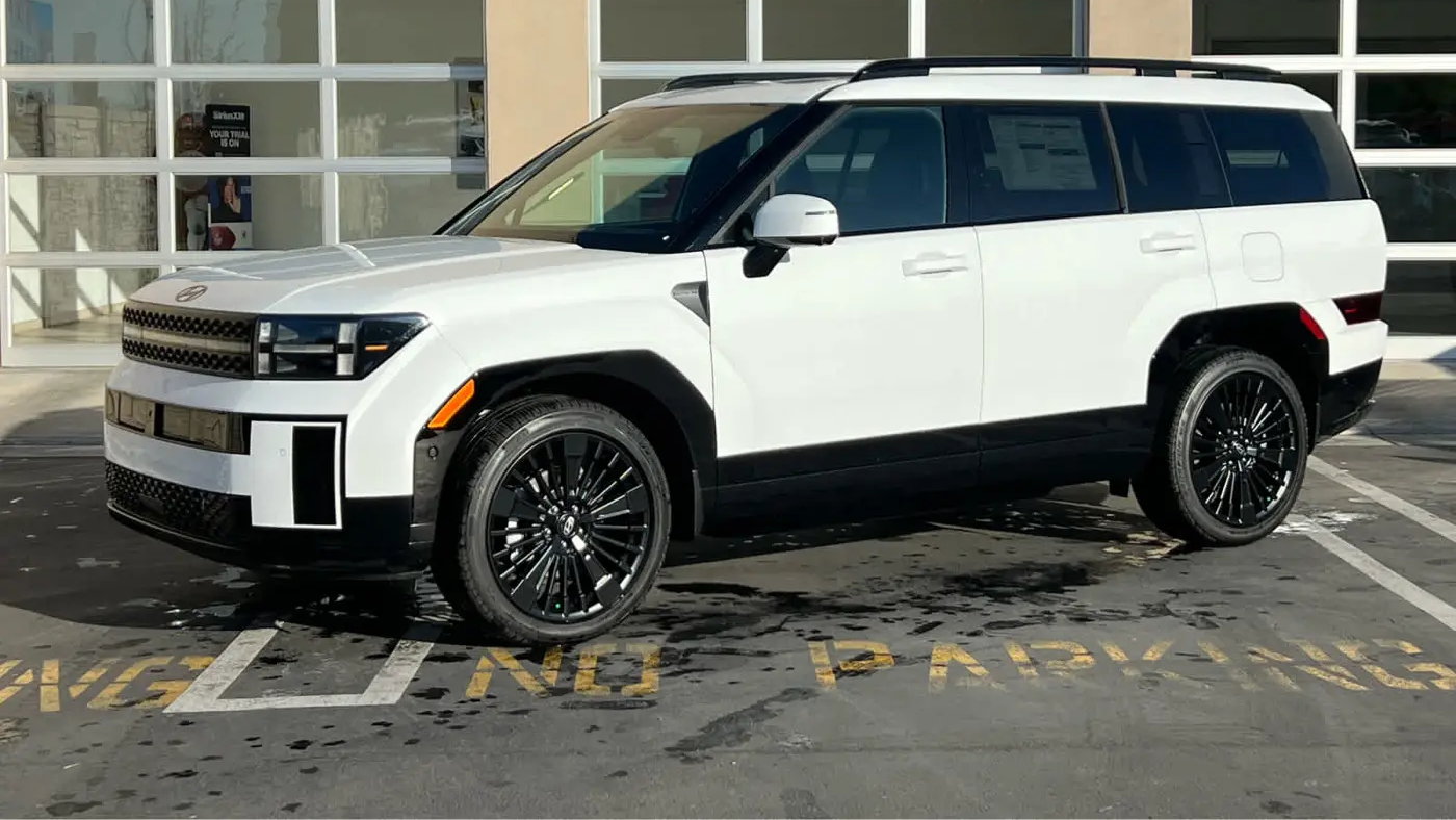 Preowned 2026 Hyundai SANTA FE Hybrid Calligraphy for Sale