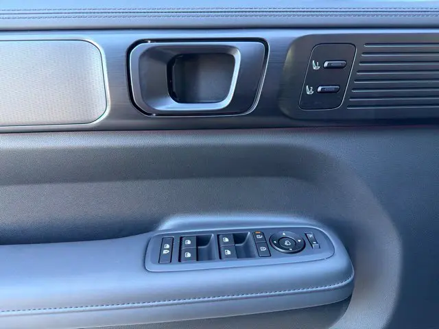2025 Hyundai Santa Fe - $39,429