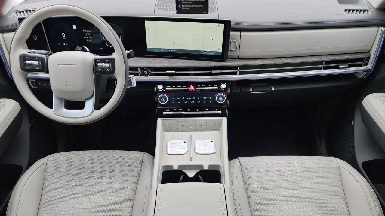 2026 Hyundai SANTA FE Hybrid Calligraphy
